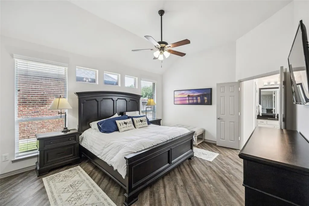 10082 Planters Row Drive