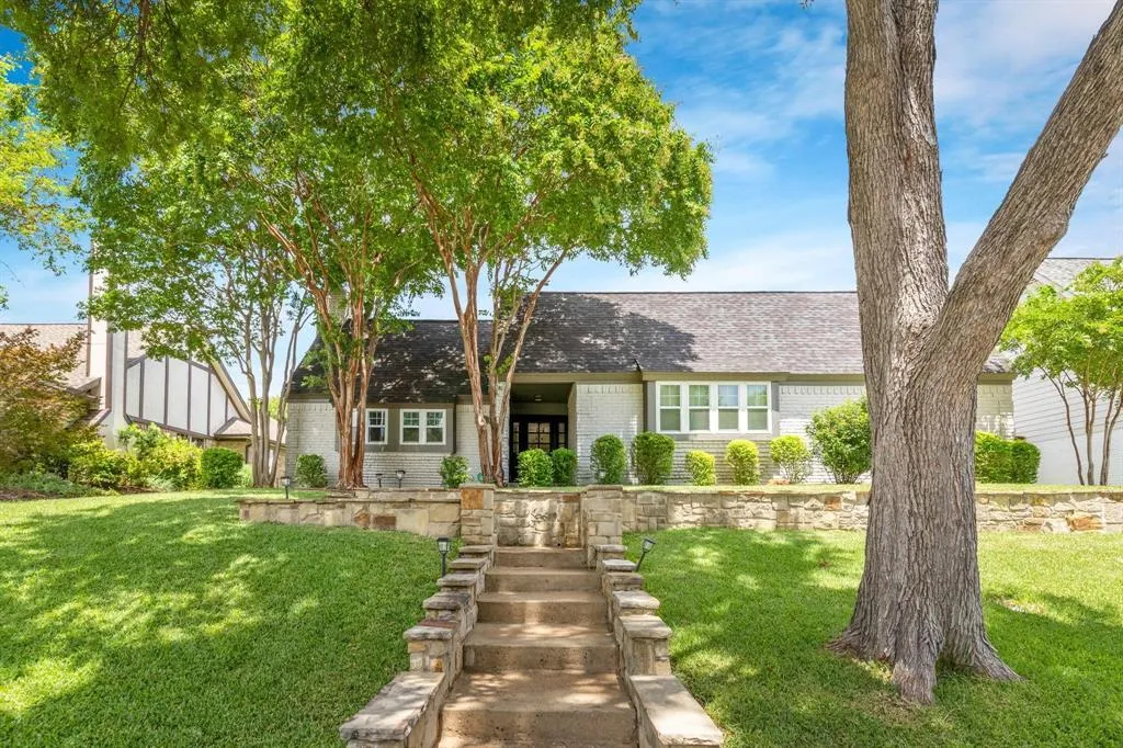 228 Canyon Valley Drive