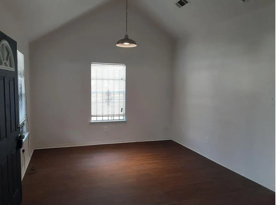 2234 Stoneman Street