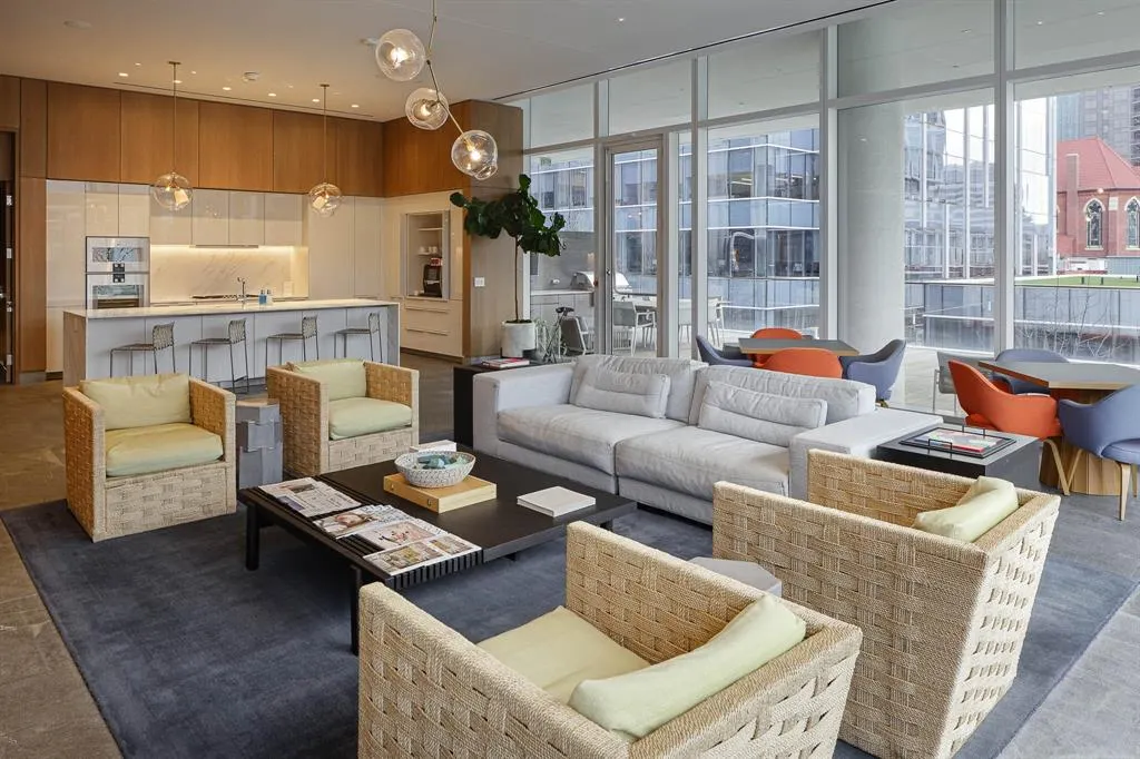 1747 Leonard Street, #903