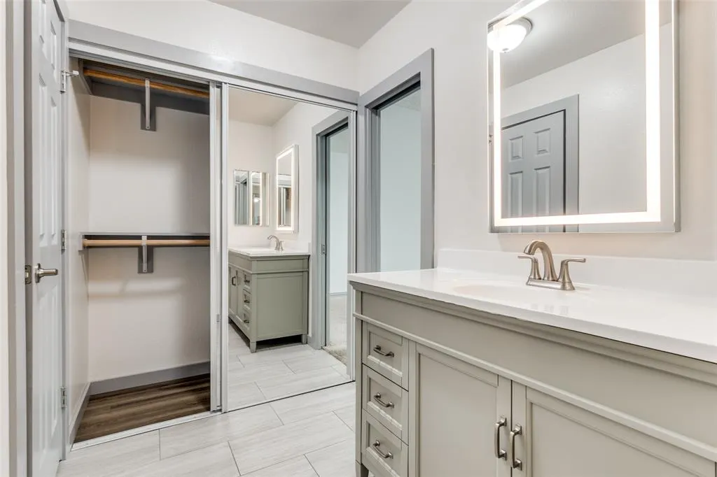 5981 Arapaho Road, #1603