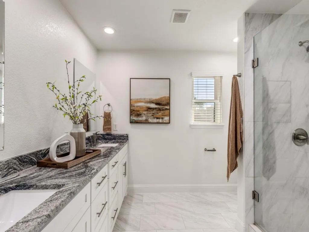 11338 Hillcrest Road