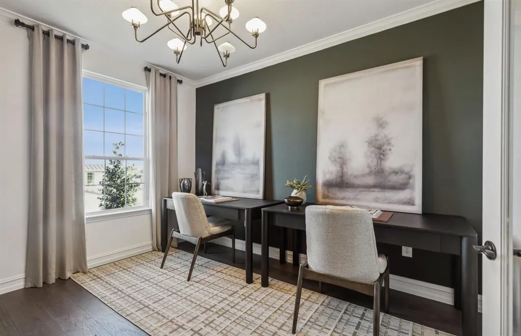 2925 Cliffside Drive