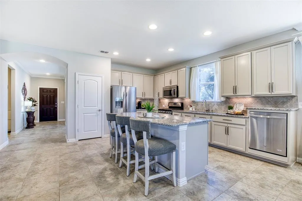 2990 Rolling River Road