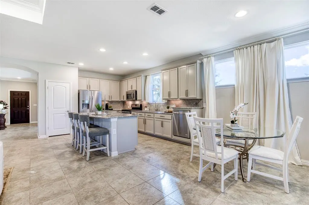 2990 Rolling River Road