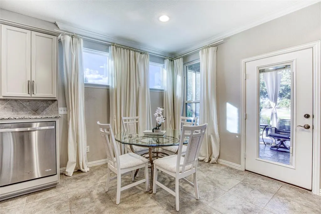 2990 Rolling River Road