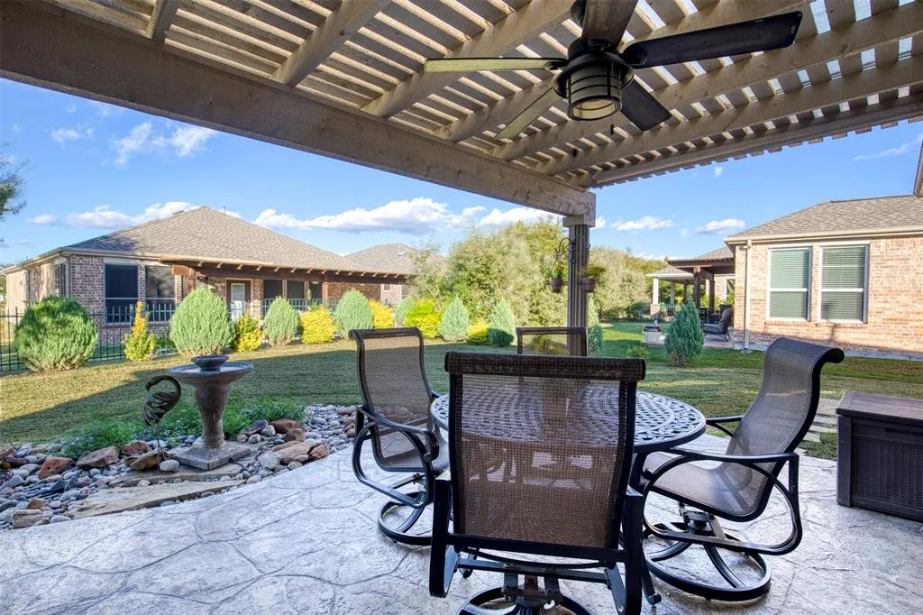 2990 Rolling River Road