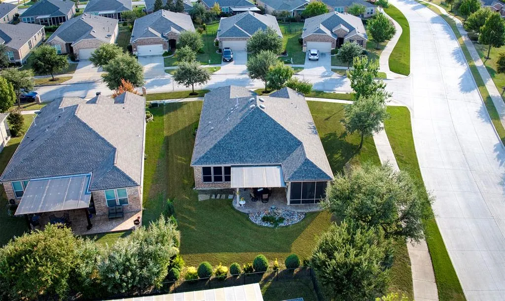 2990 Rolling River Road