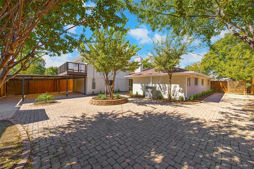 13824 Far Hills Lane