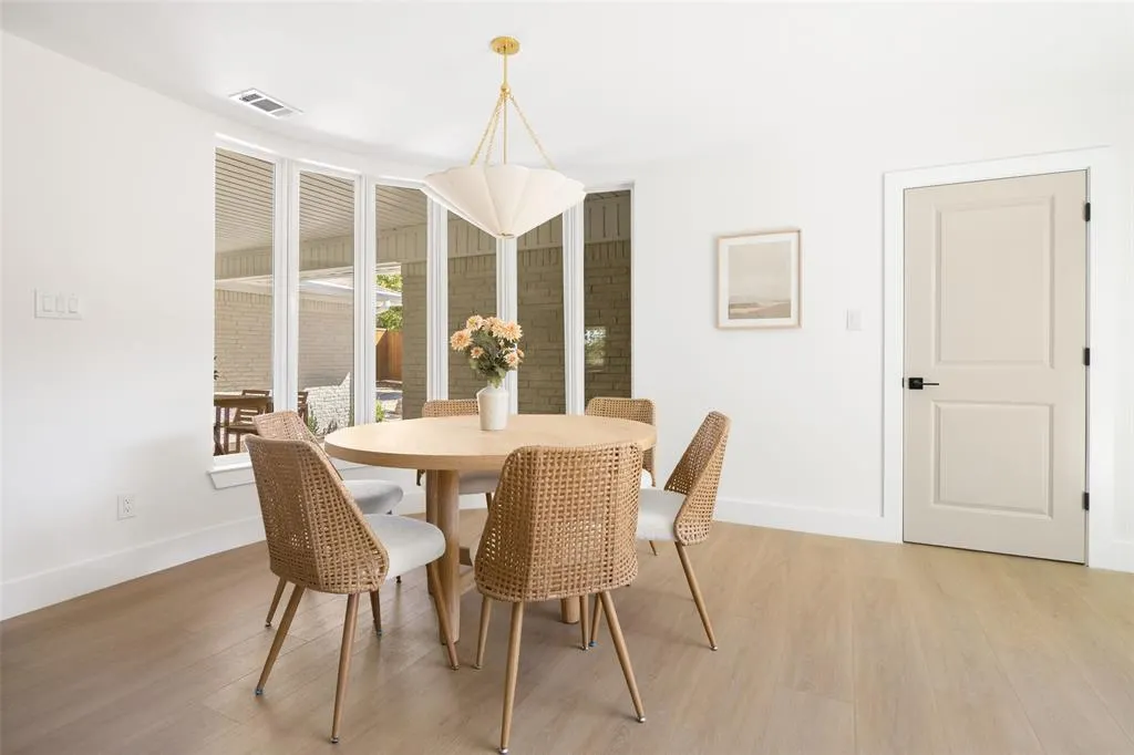 13824 Far Hills Lane