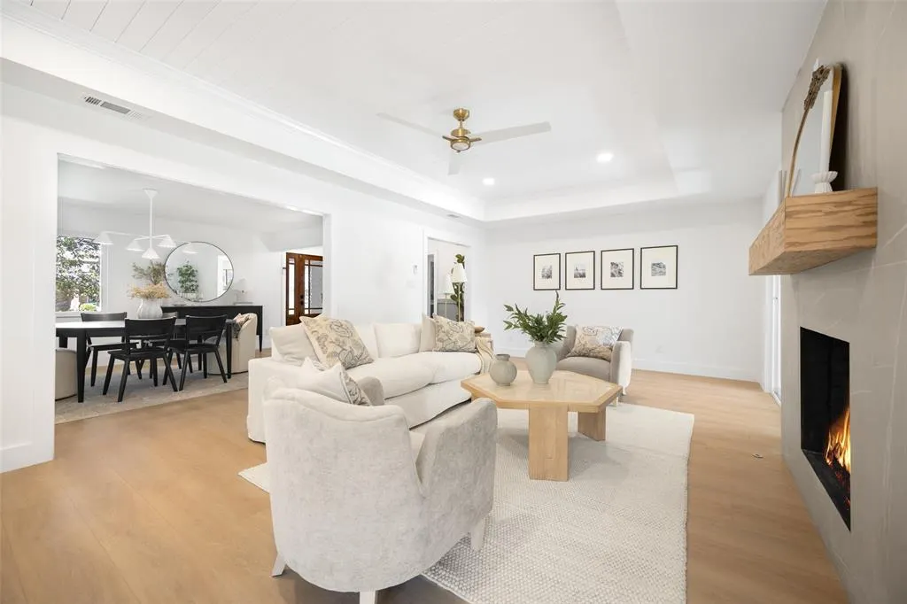 13824 Far Hills Lane