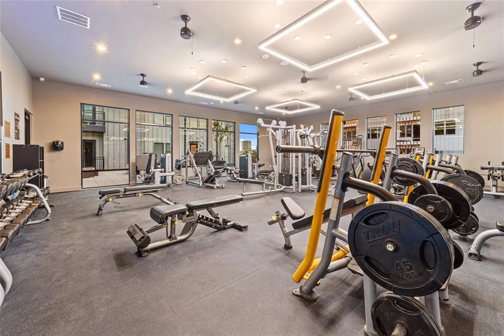 1900 S Ervay Street, #410