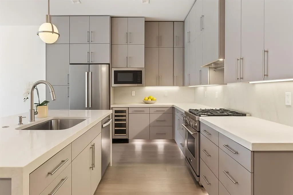 1900 S Ervay Street, #410