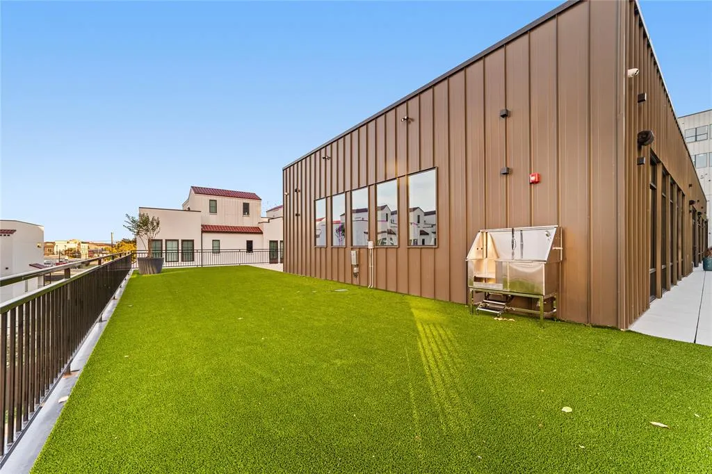 1900 S Ervay Street, #410