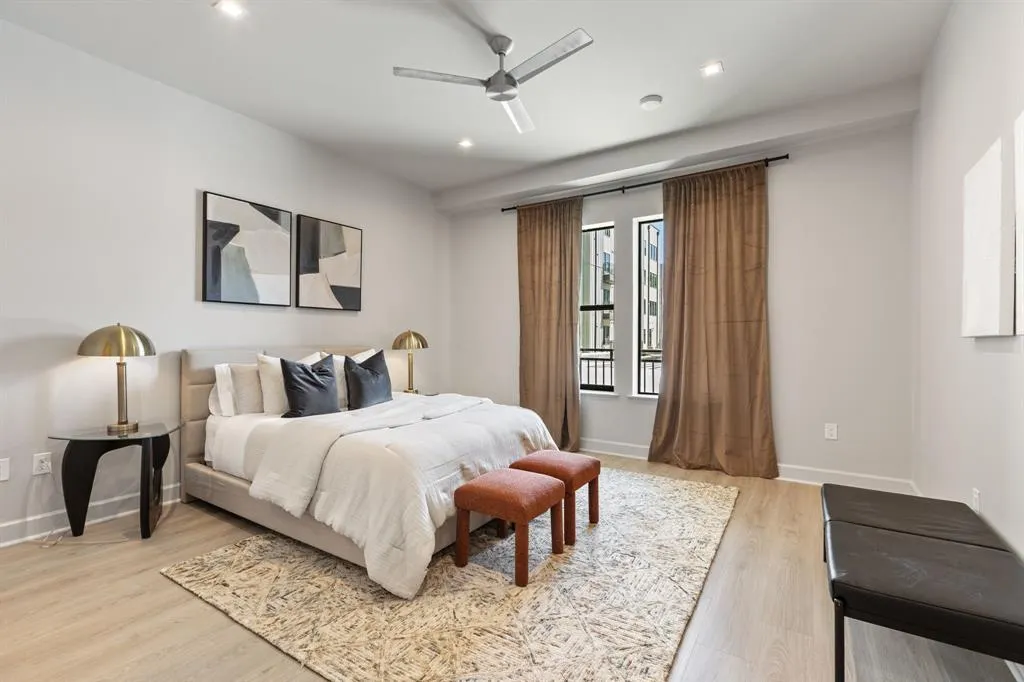 1900 S Ervay Street, #410