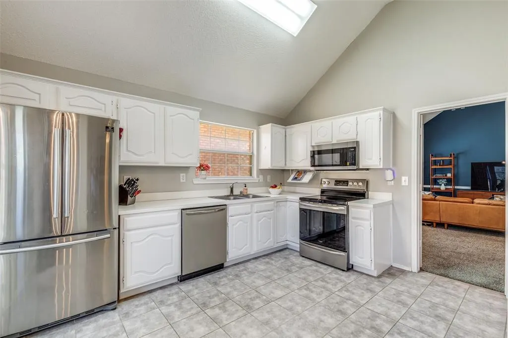 18515 Timber Oaks Drive