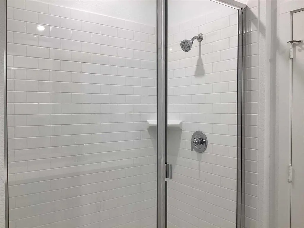 1516 Abbott Creek Road