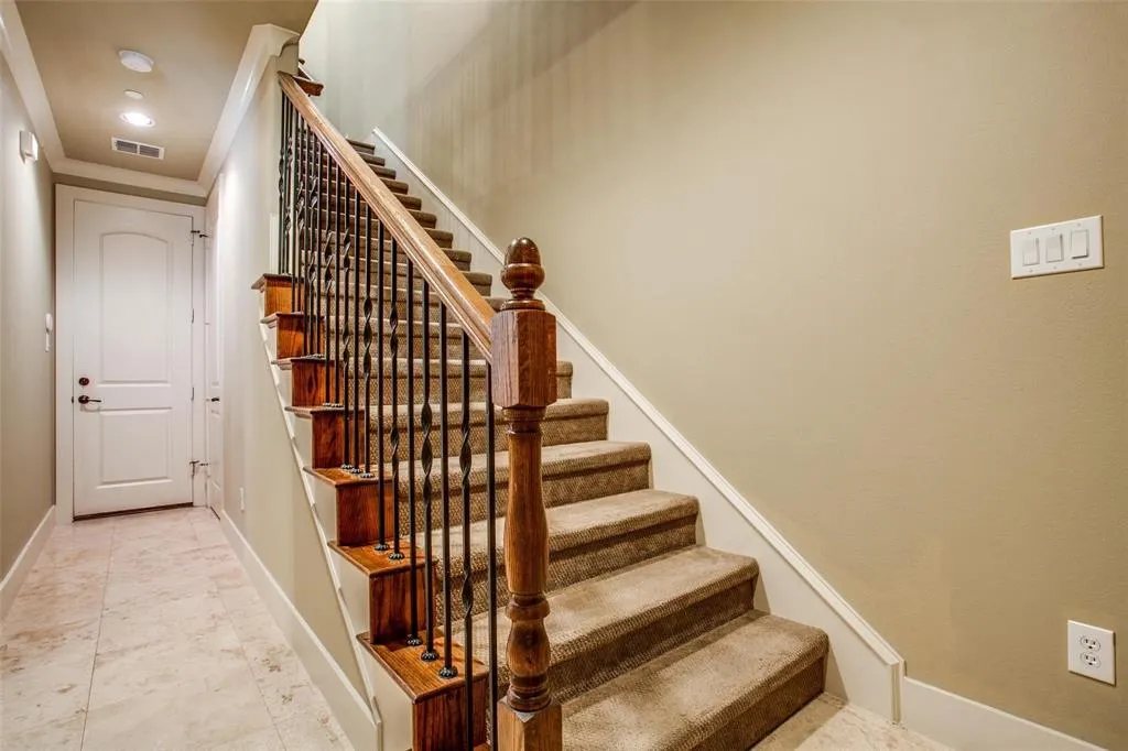 4111 Rawlins Street, #303