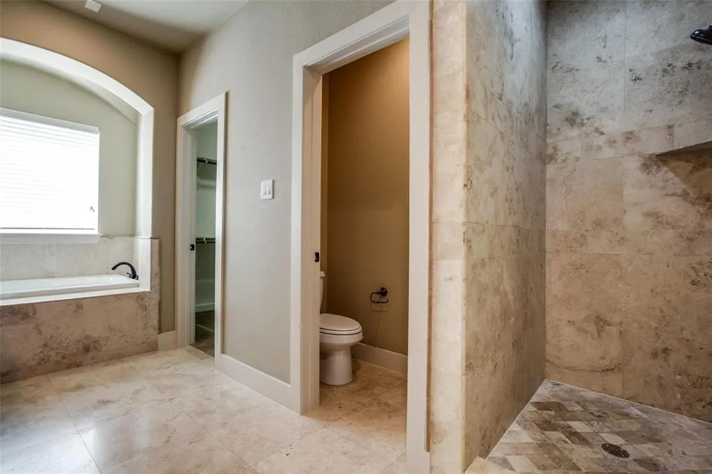 4111 Rawlins Street, #303