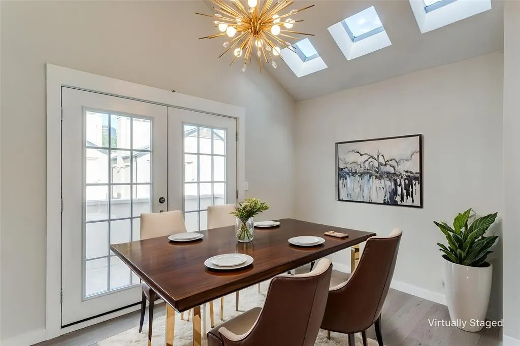 3901 Travis Street, #200