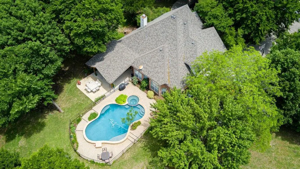 2800 Berry View Court