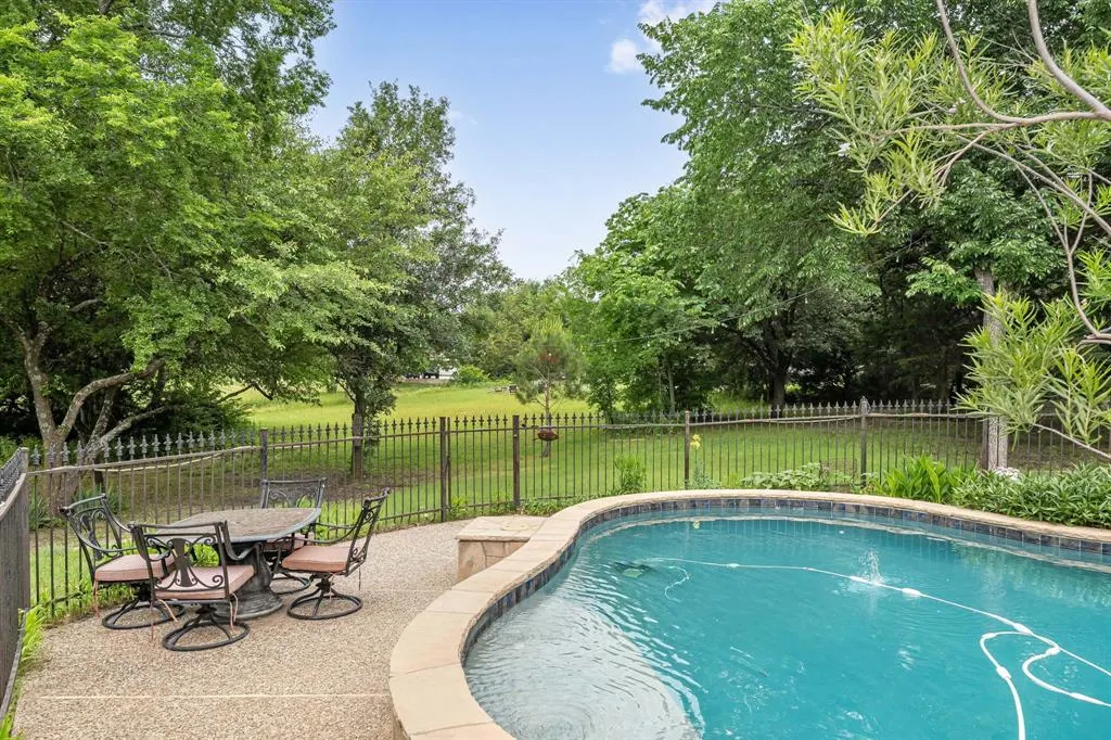 2800 Berry View Court