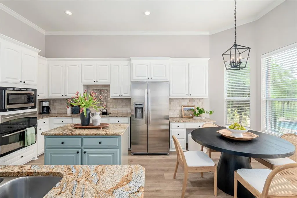 2800 Berry View Court