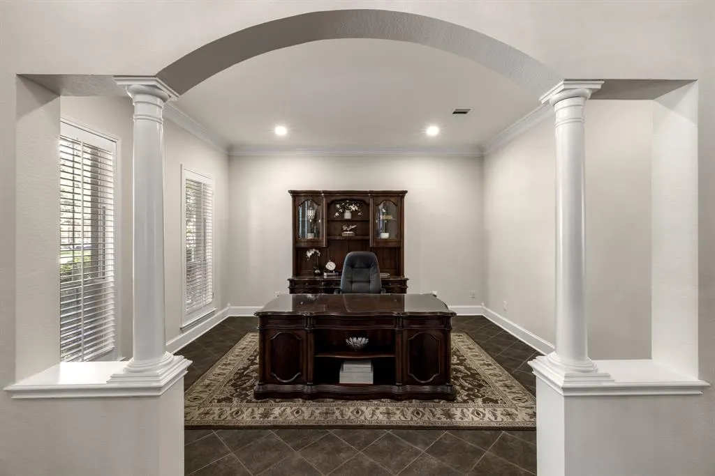 4569 Southgate Drive