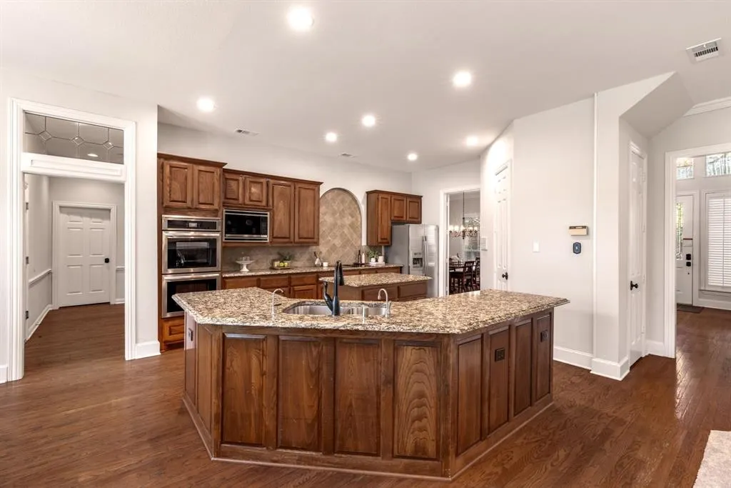 4569 Southgate Drive