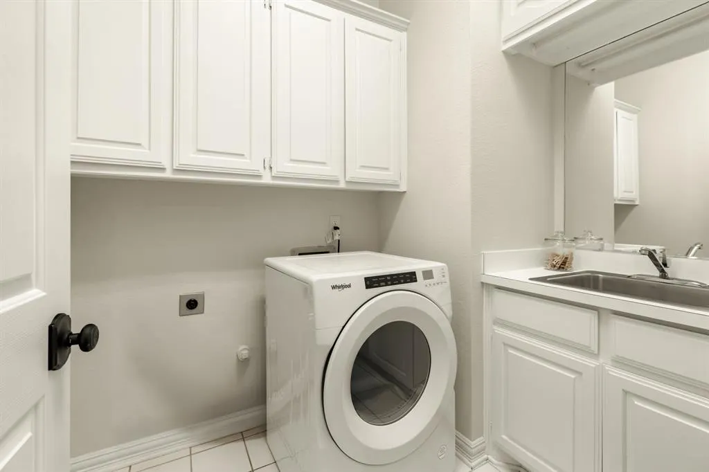 4569 Southgate Drive