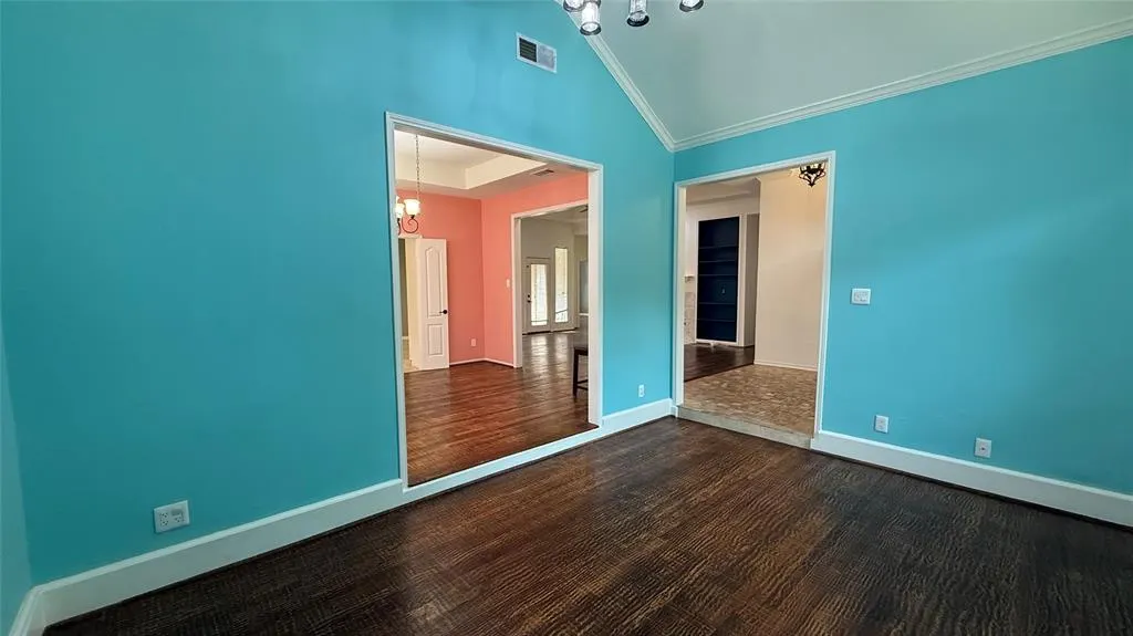 10901 Hermitage Lane