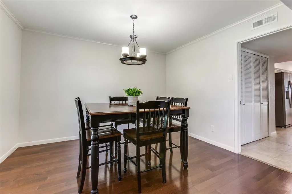 6606 Hunters Ridge Drive