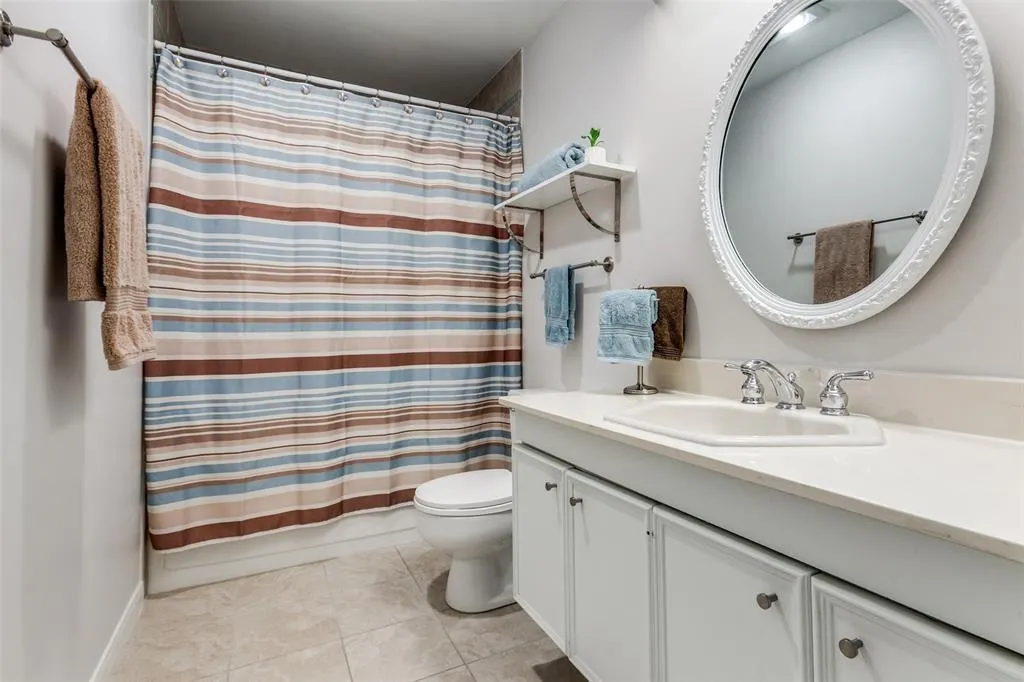 6606 Hunters Ridge Drive