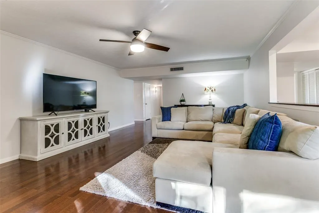 6606 Hunters Ridge Drive