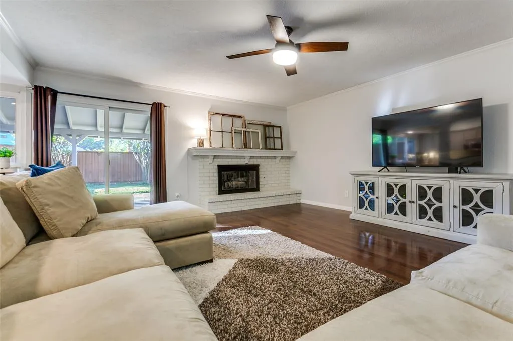 6606 Hunters Ridge Drive