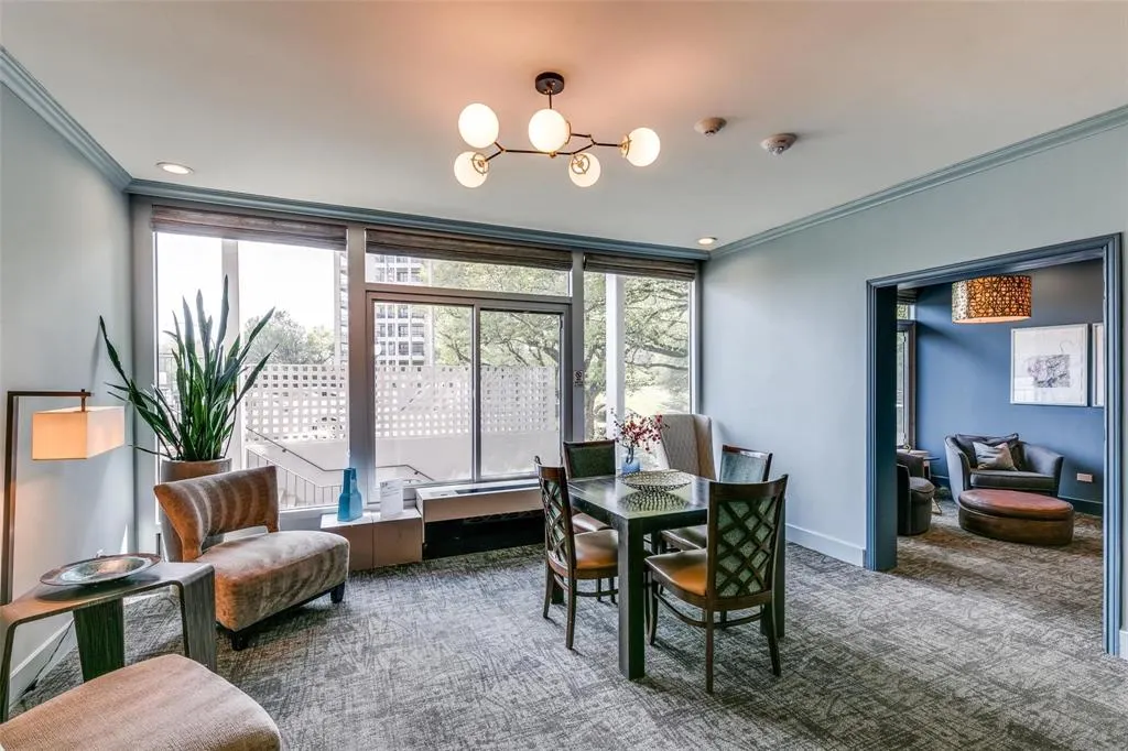 3883 Turtle Creek Boulevard, #2010