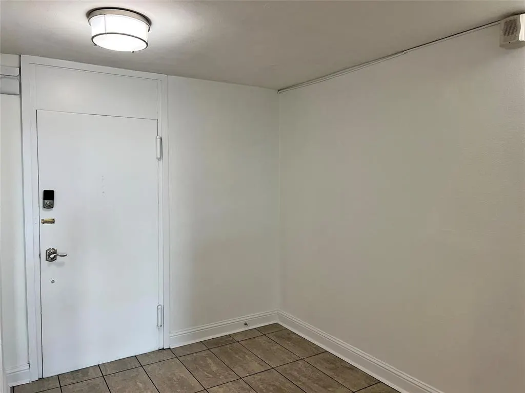 3883 Turtle Creek Boulevard, #2010