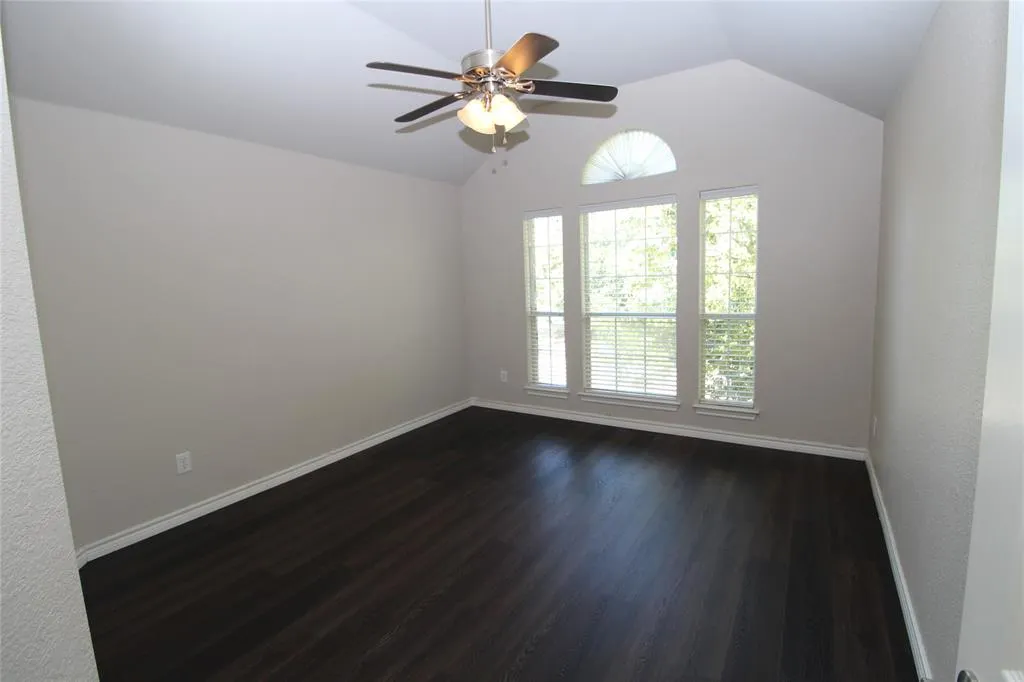 15195 Shellwood Lane