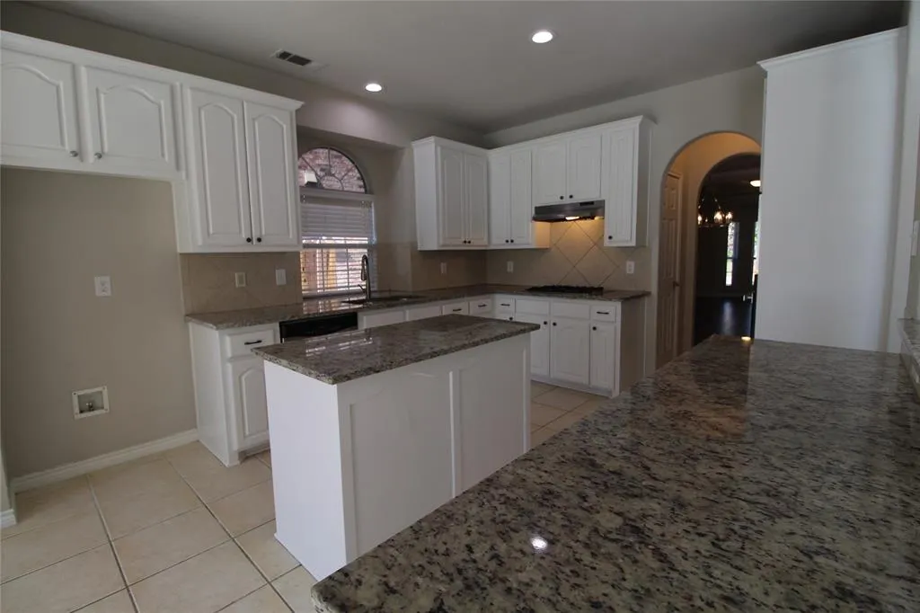 15195 Shellwood Lane