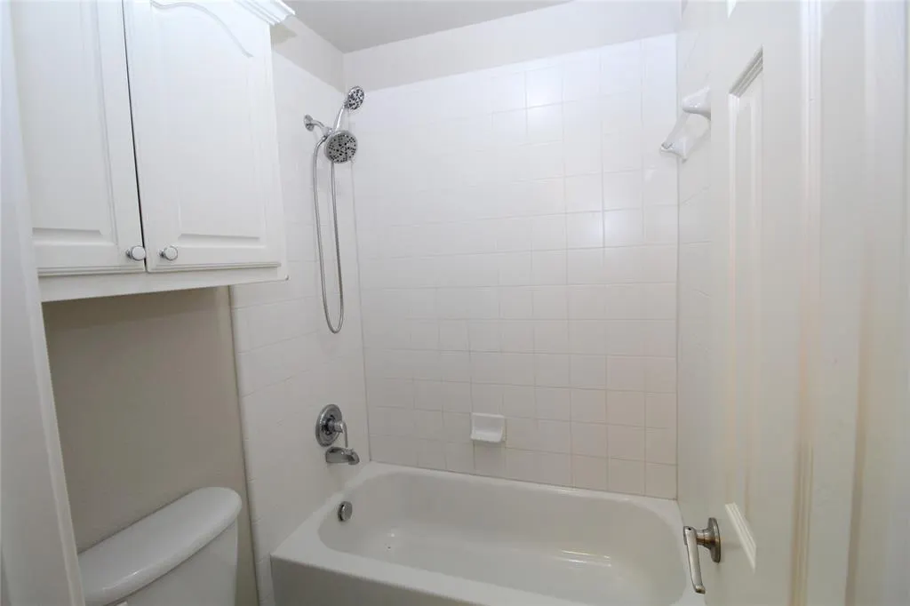 15195 Shellwood Lane