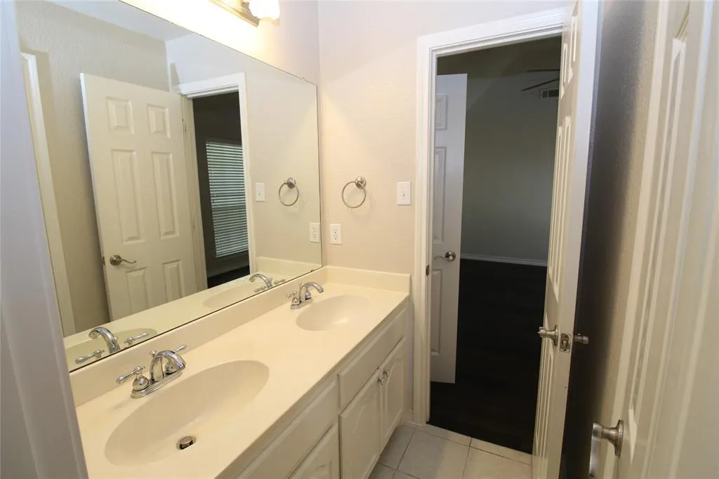 15195 Shellwood Lane