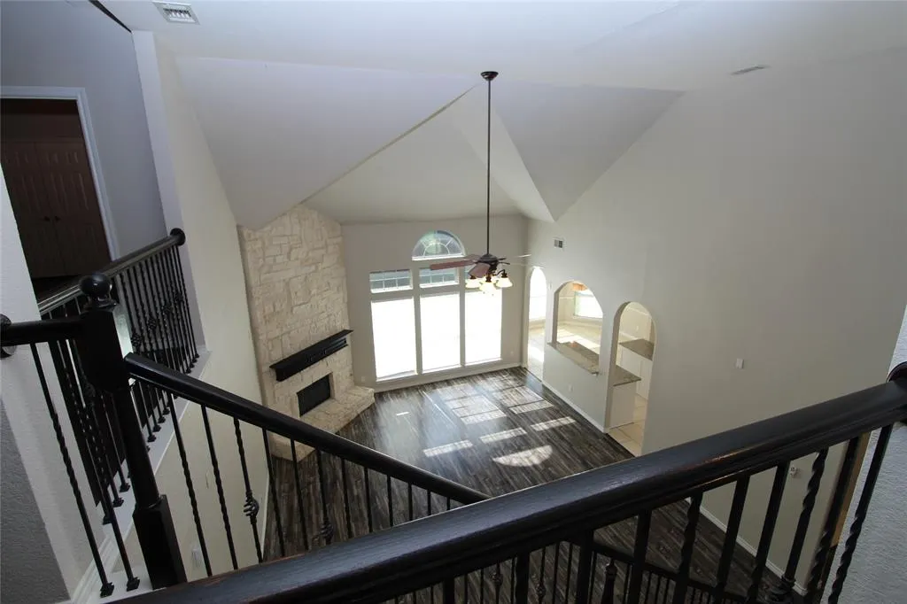 15195 Shellwood Lane