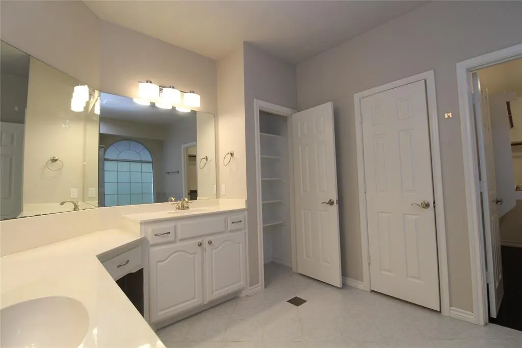 15195 Shellwood Lane