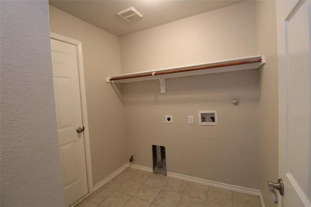 15195 Shellwood Lane