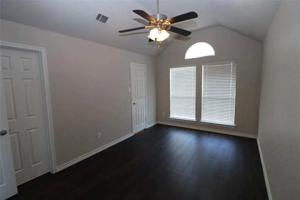 15195 Shellwood Lane