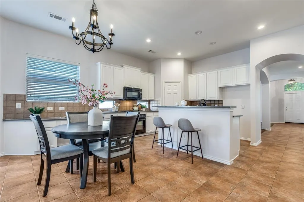 2818 Spanish Moss Trail