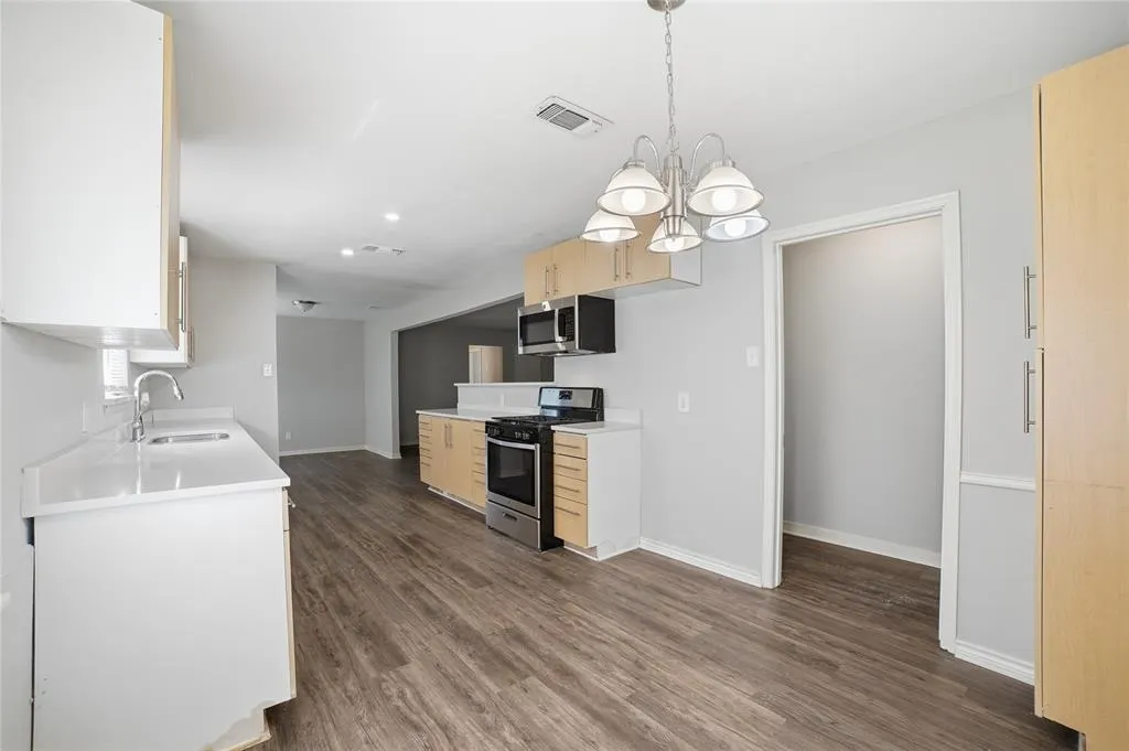 2926 N Prairie Creek Road