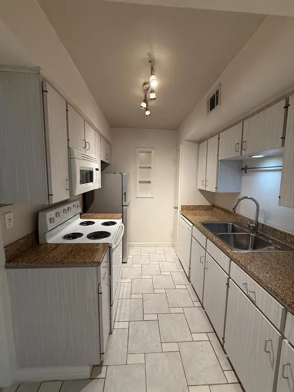 7904 Royal Lane, #227