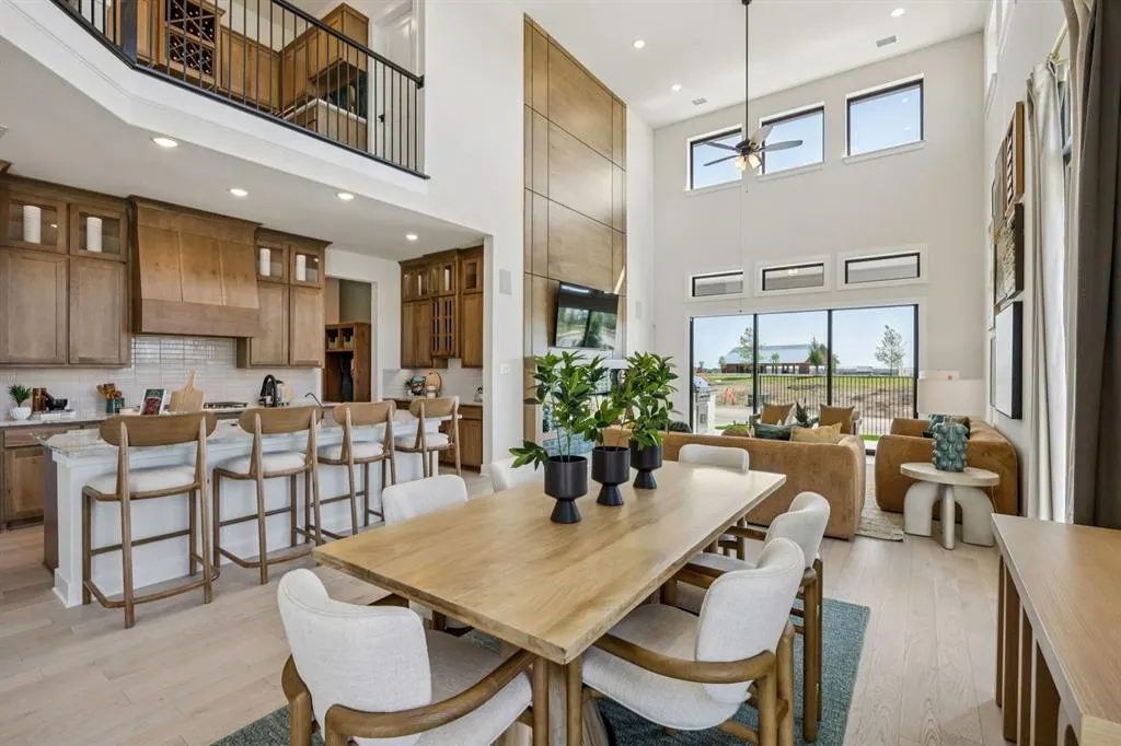 9484 Basket Grass Lane