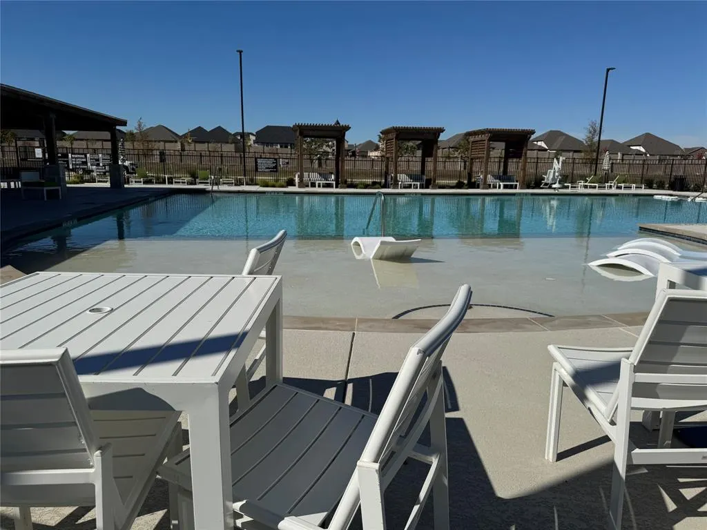 613 Marigold Hill Way